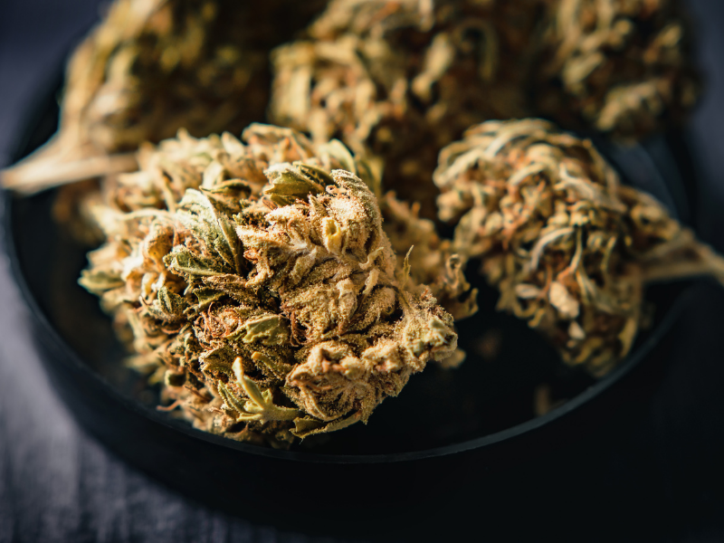 5 green flags to look for when buying THCa flower online